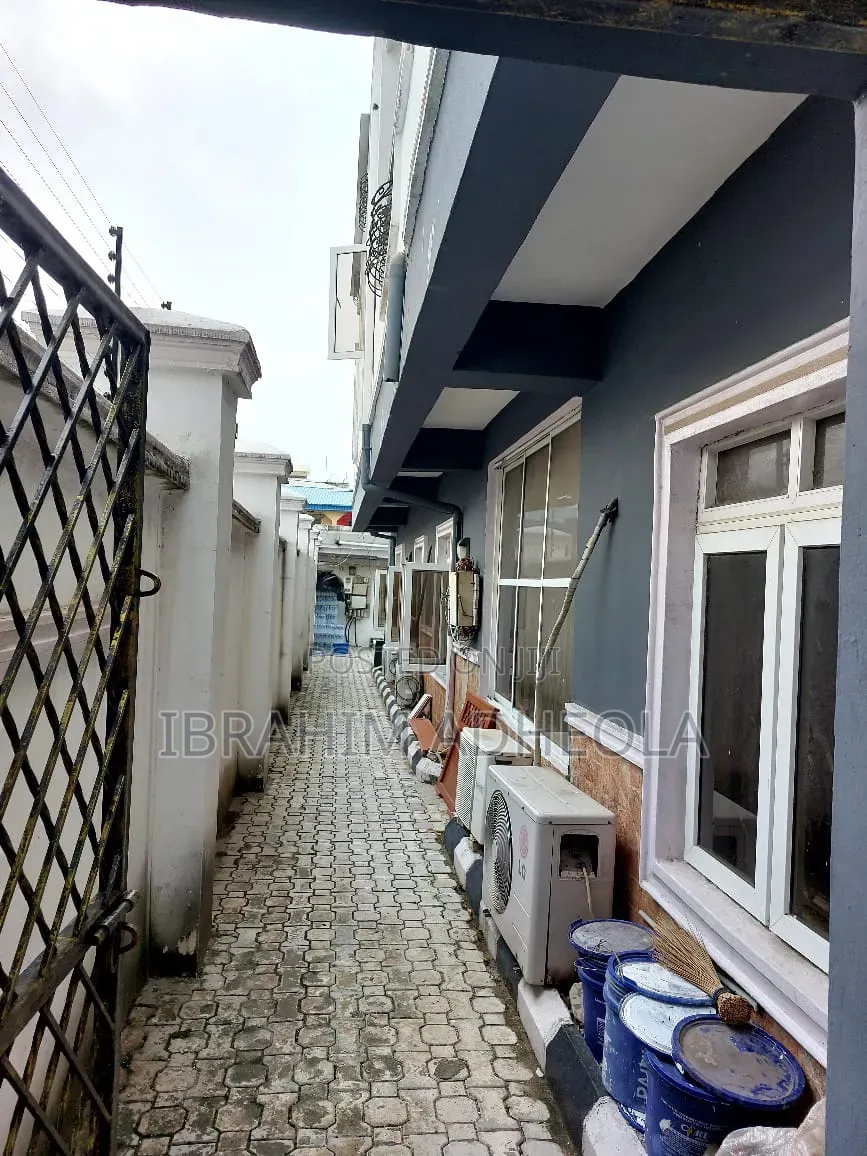 5bdrm Duplex in Oniru Estate, Victoria Island Extension for sale in Victoria Island Extension