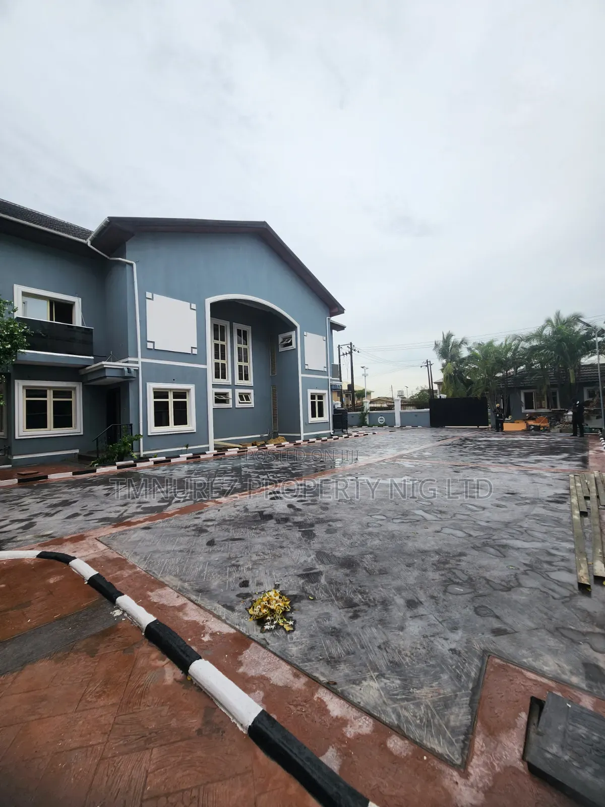 4bdrm Duplex in Ademola Adetokunbo for rent in Ademola Adetokunbo