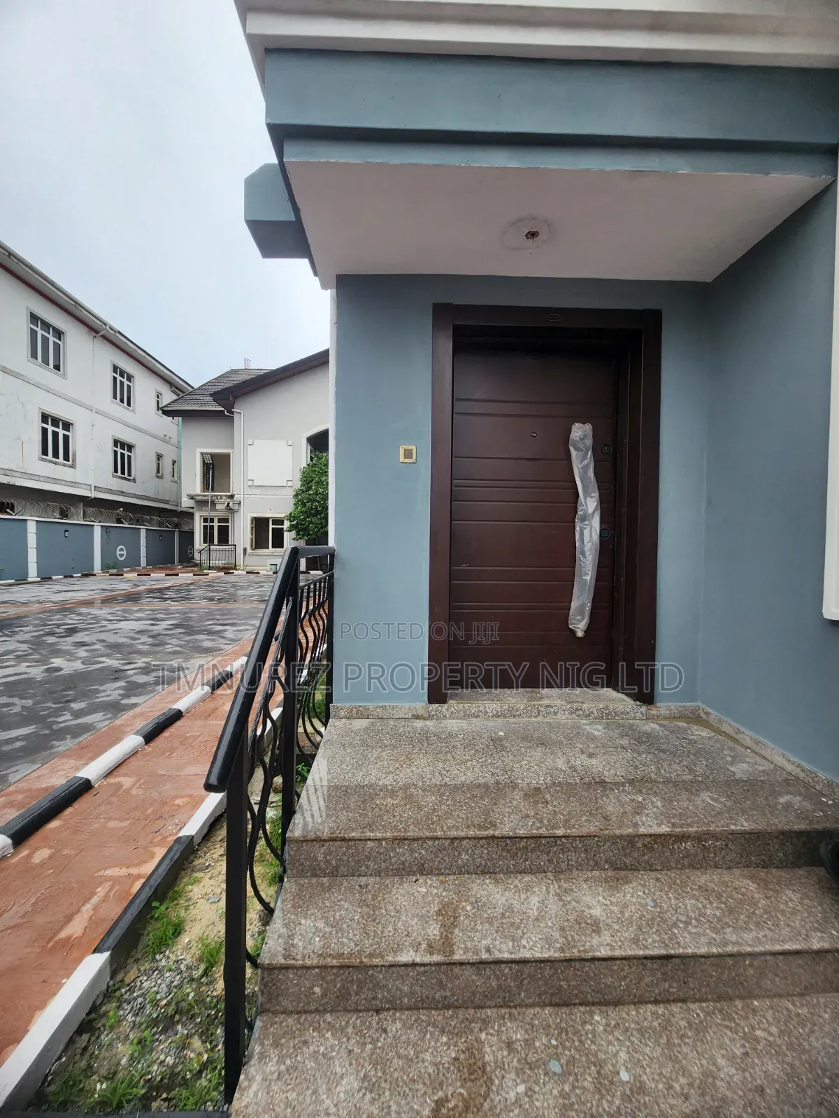 4bdrm Duplex in Ademola Adetokunbo for rent in Ademola Adetokunbo