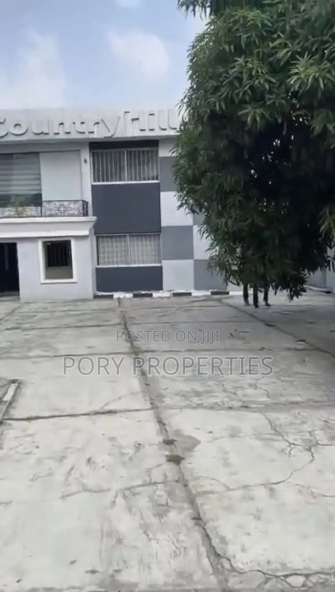 Commercial Building Strategically Located in High Demand Environment in Toyin Street