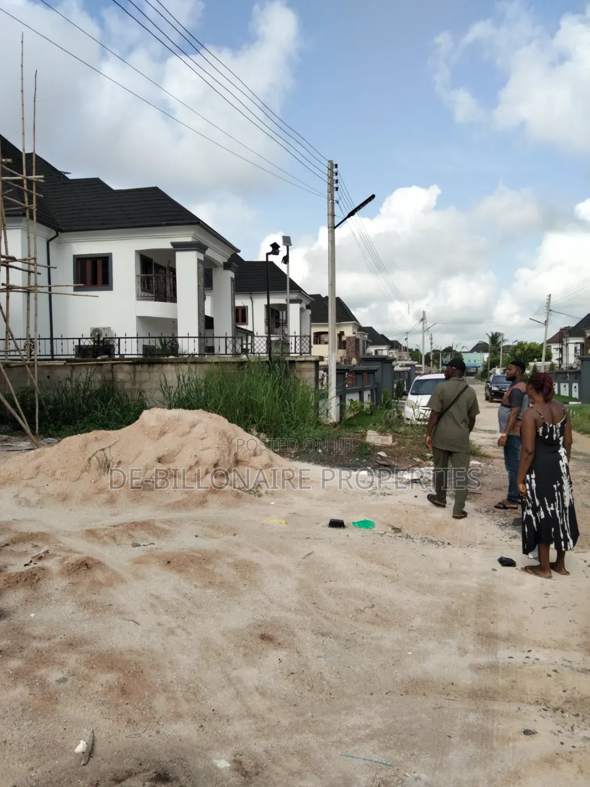 5bdrm Duplex in New Owerri for sale in Owerri
