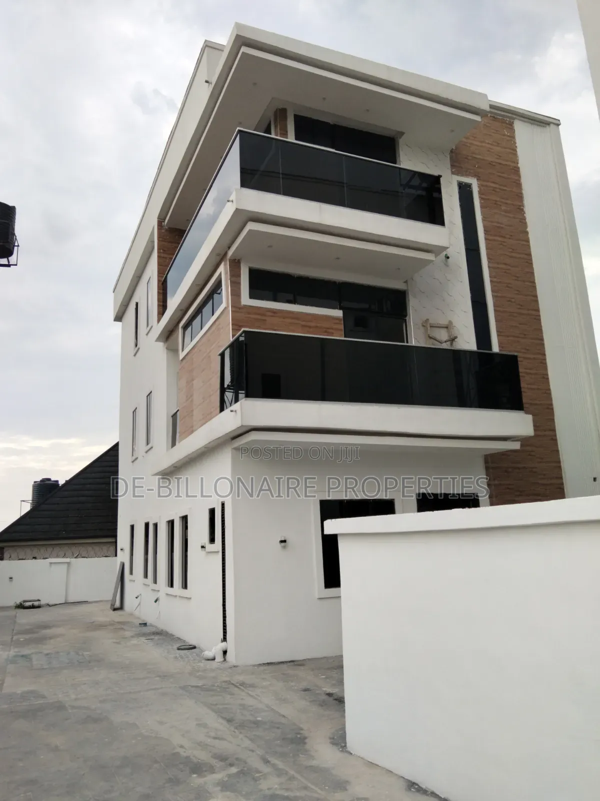 4bdrm Duplex in Aladinma, Owerri for sale in Owerri