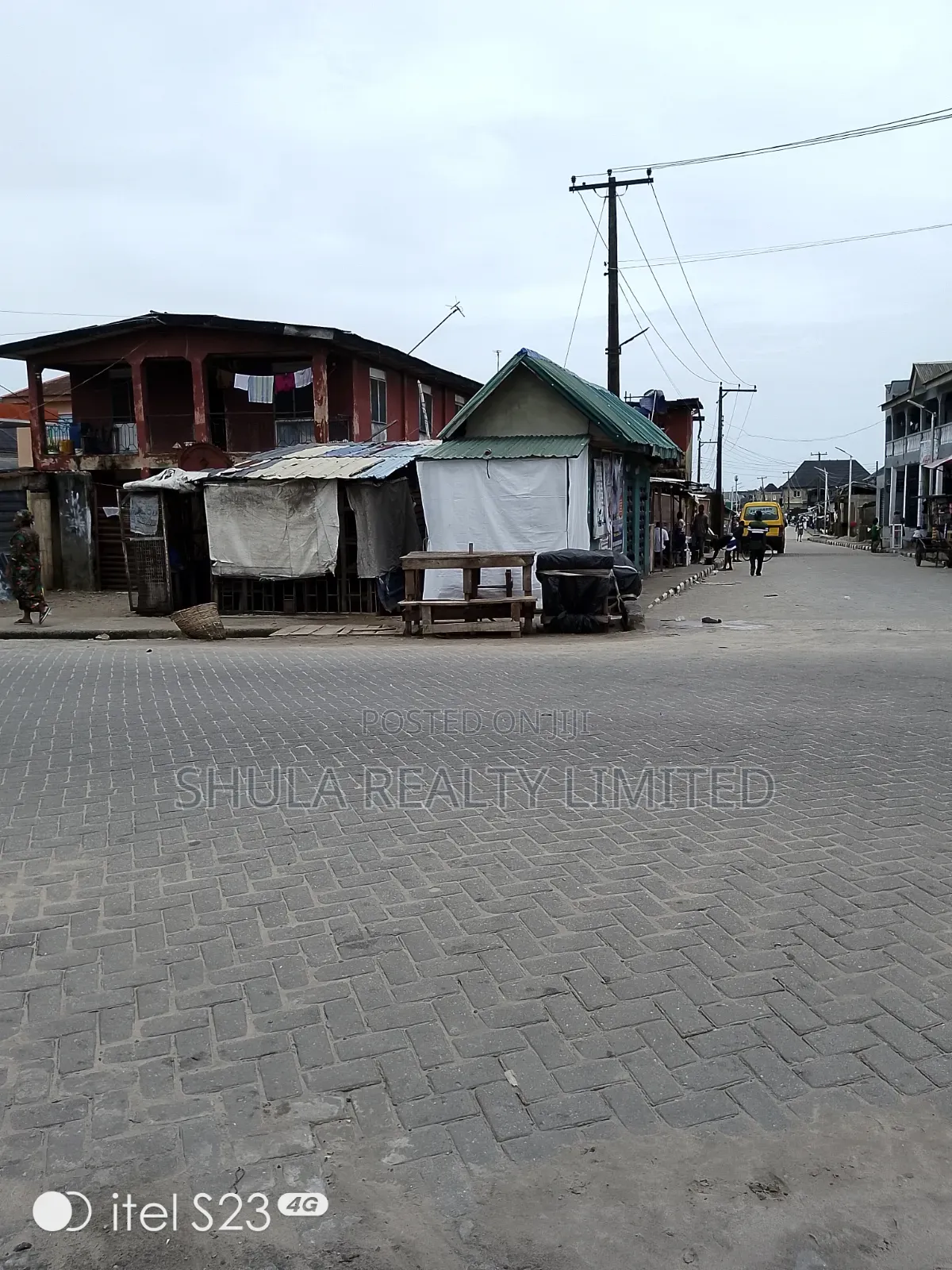 20bdrm House in Ajangbadi for sale in Ajangbadi