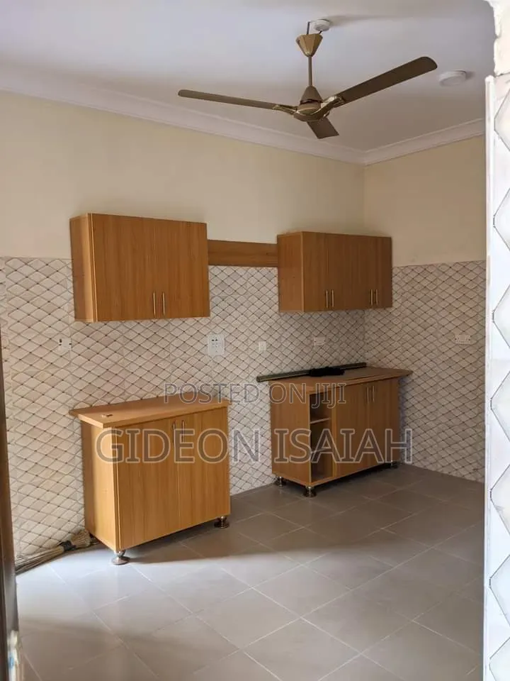 7bdrm Duplex in Osongama Estate, Uyo for rent in Uyo