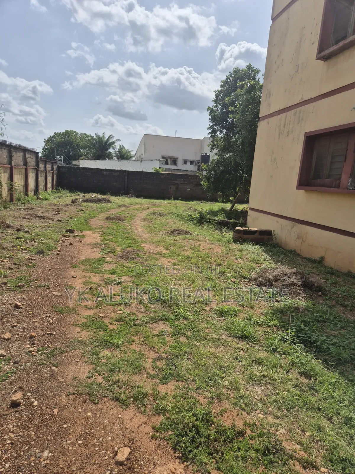 9bdrm Block of Flats in Gra Estate, Ilorin South for sale in Ilorin South