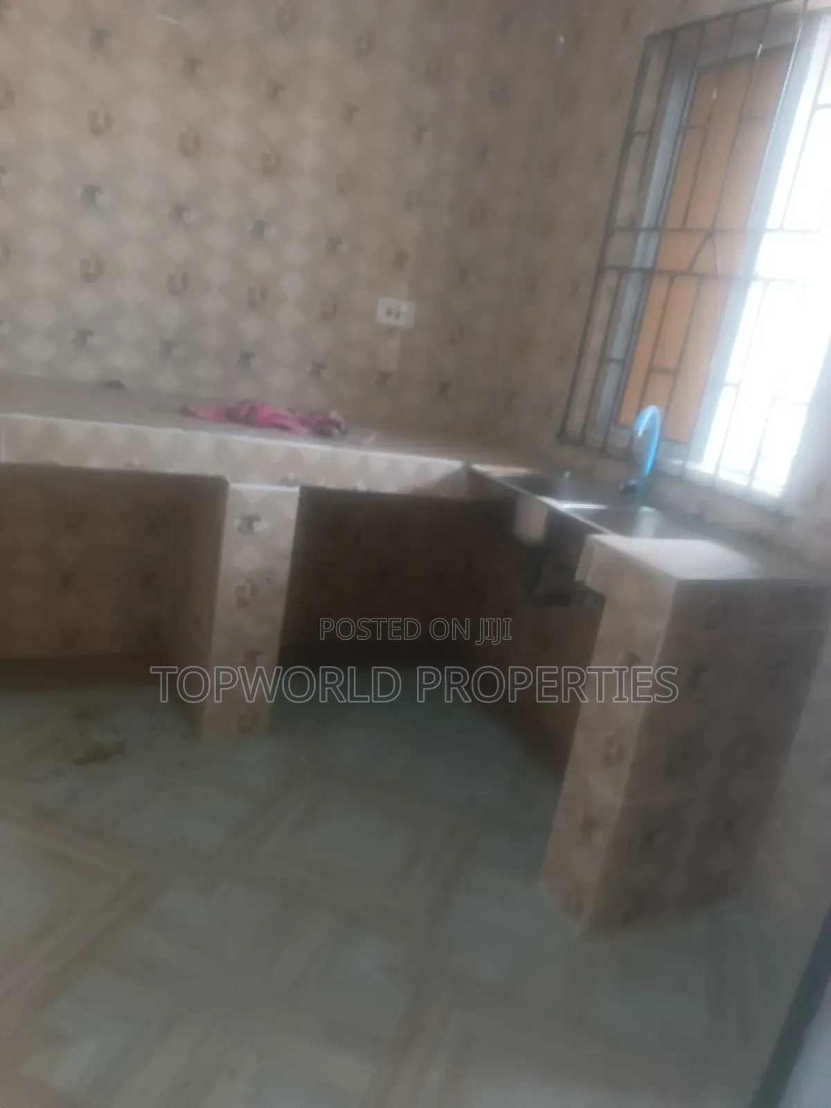 3bdrm Block of Flats in Clem Ijaiye Ojokoro, Abule Egba for sale in Abule Egba
