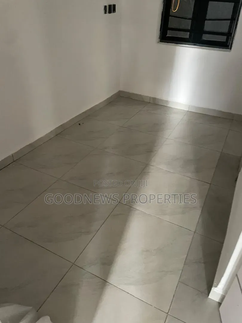 4bdrm Duplex in Ikota for rent in Ikota