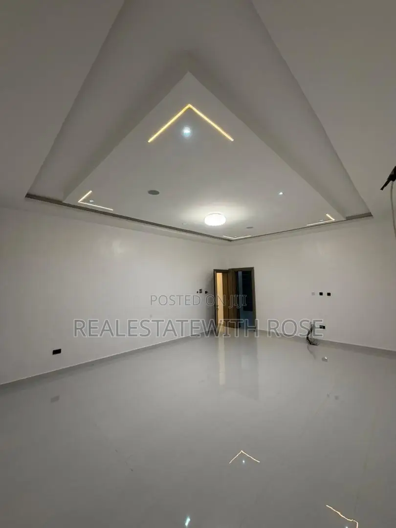 5bdrm Duplex in Not In An Estate, Apo Resettlement for sale in Apo Resettlement