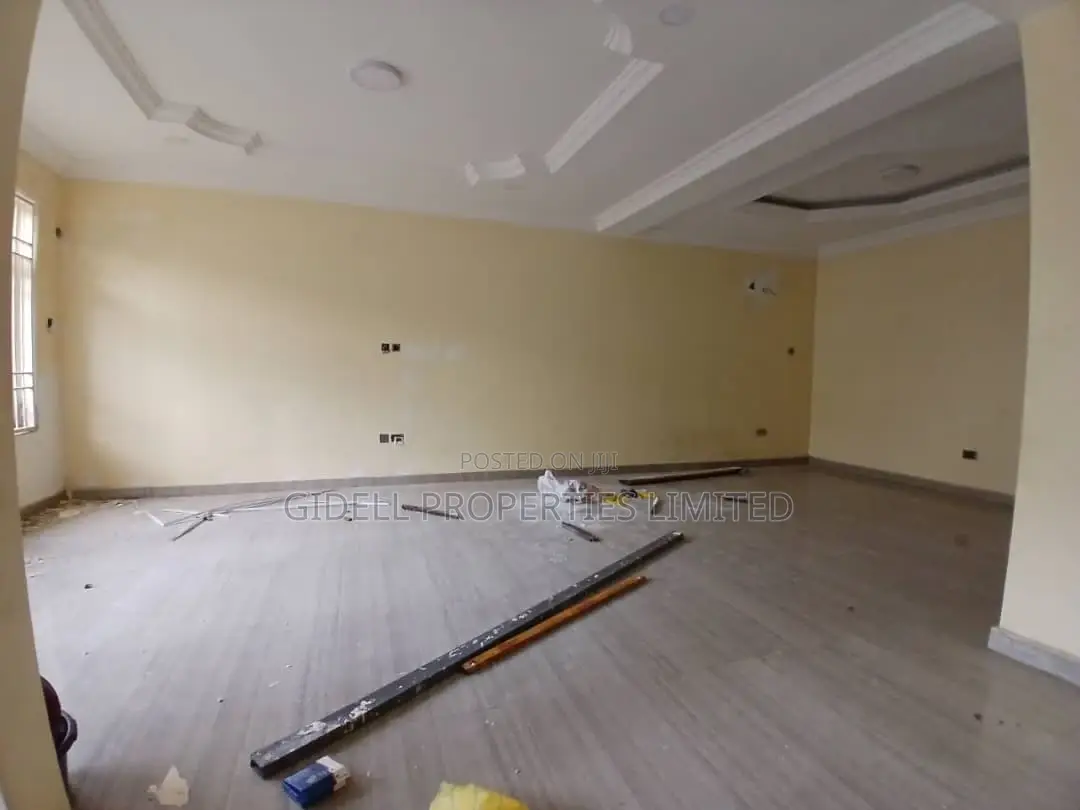 3bdrm Townhouse / Terrace in Maitama for rent in Maitama