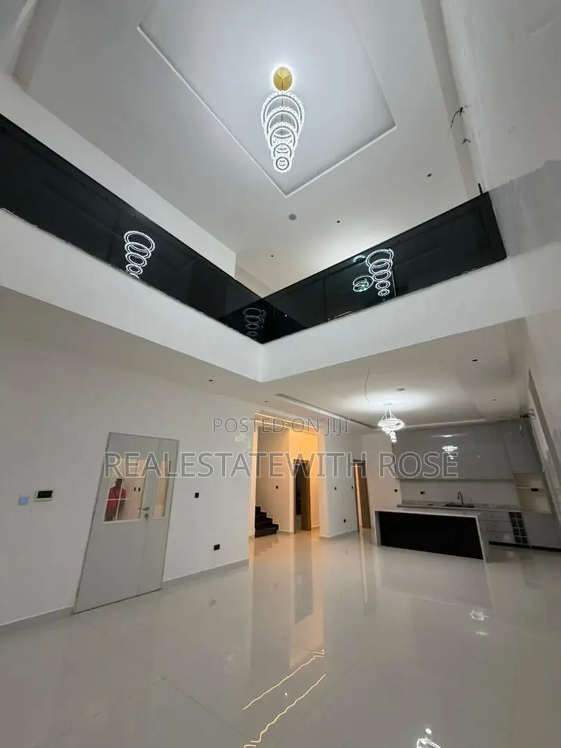 5bdrm Duplex in Null, Apo Resettlement for sale in Apo Resettlement