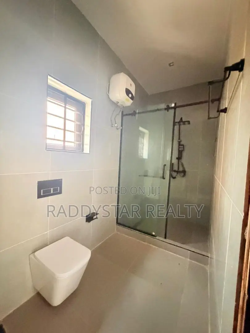4bdrm Duplex in Magodo for sale in Magodo