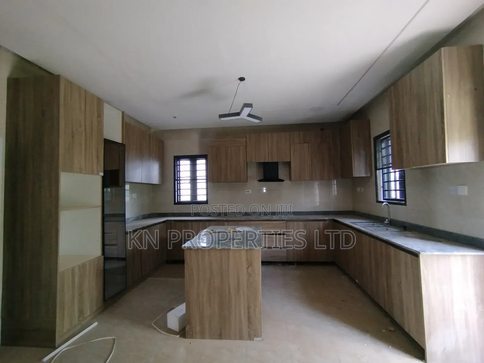 4bdrm Duplex in Kado for rent in Kado