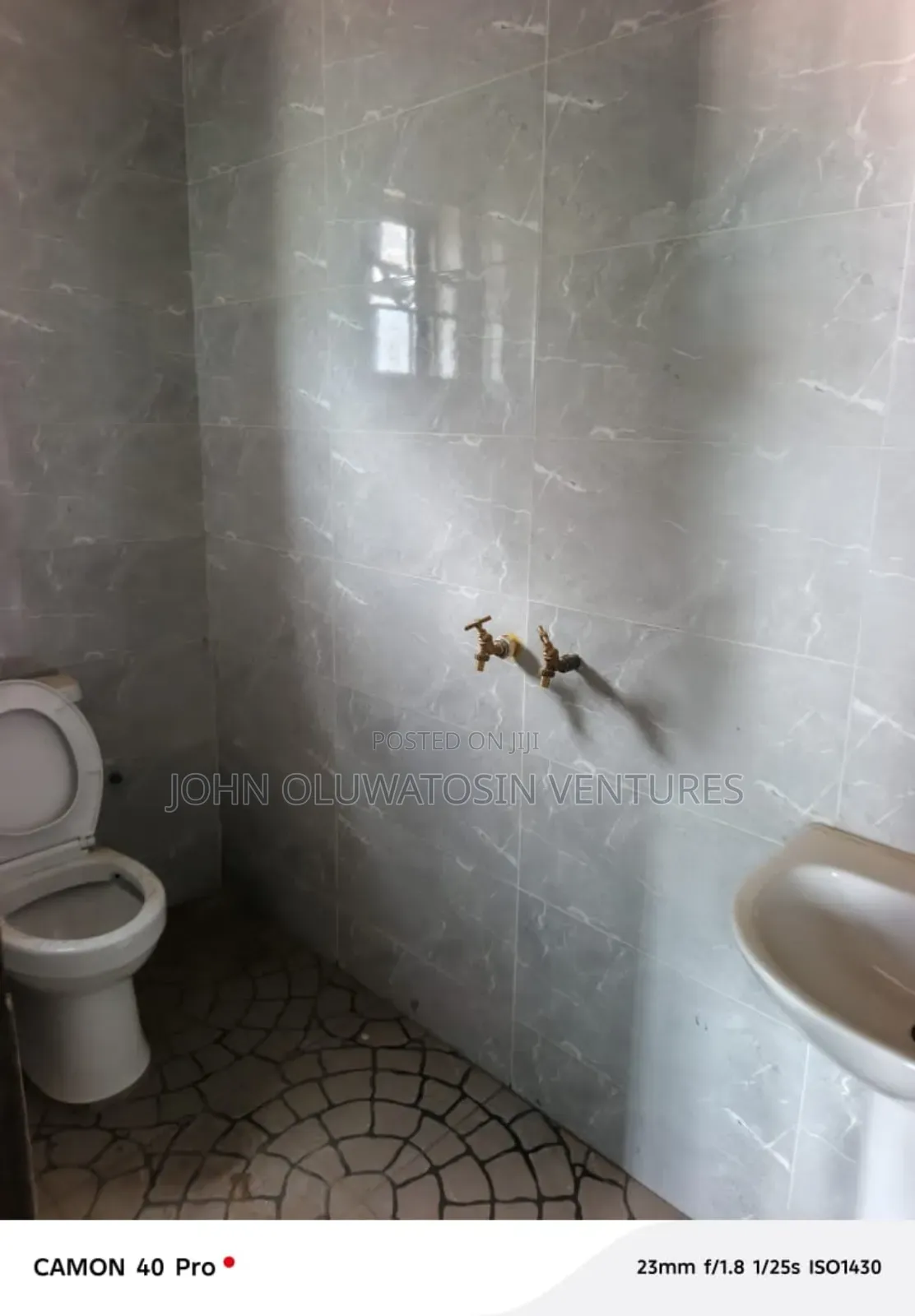 3bdrm Duplex in Akala Estate, Akobo for rent in Akobo