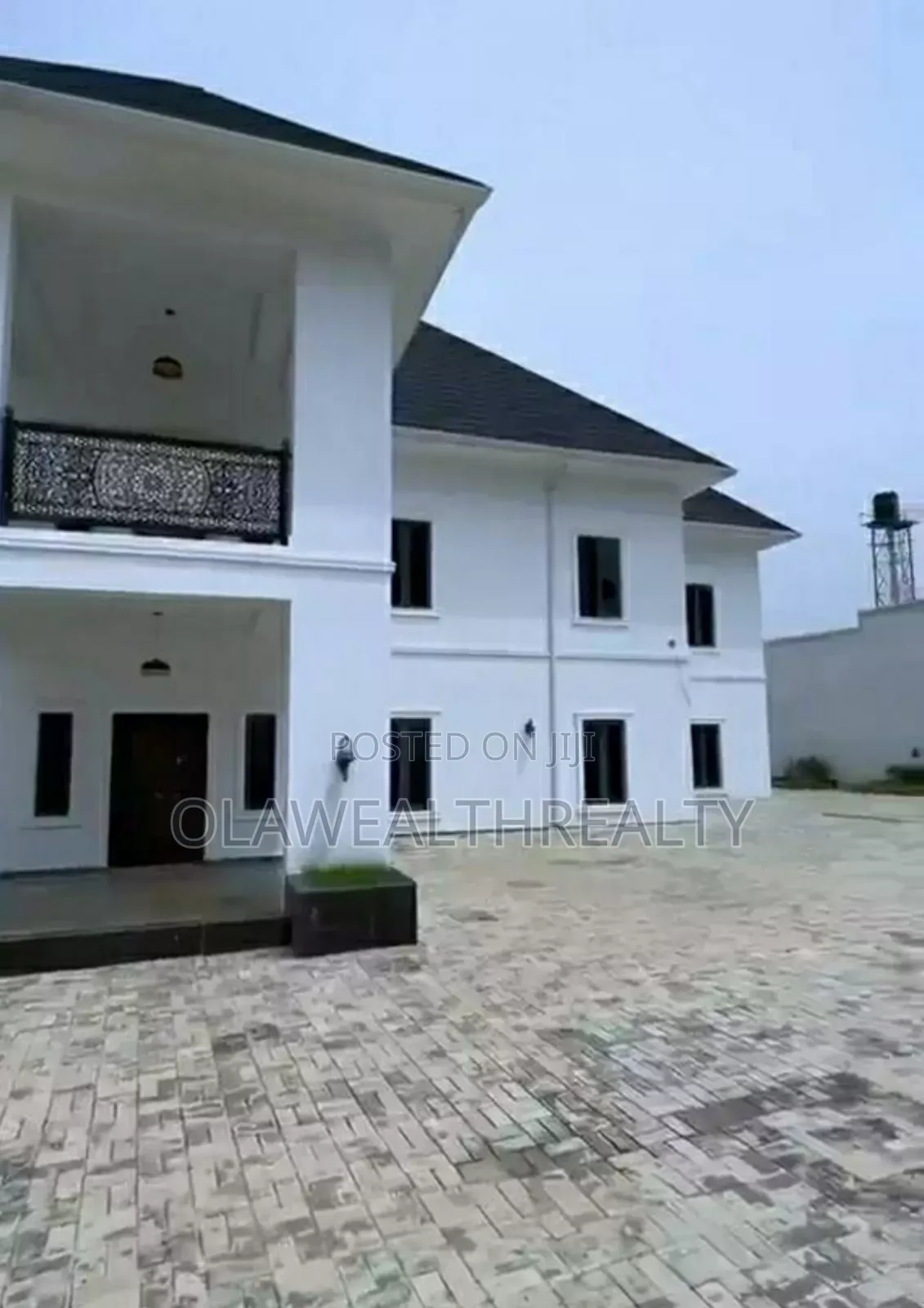 8bdrm Mansion in Admiralty Estate, Asokoro for sale in Asokoro
