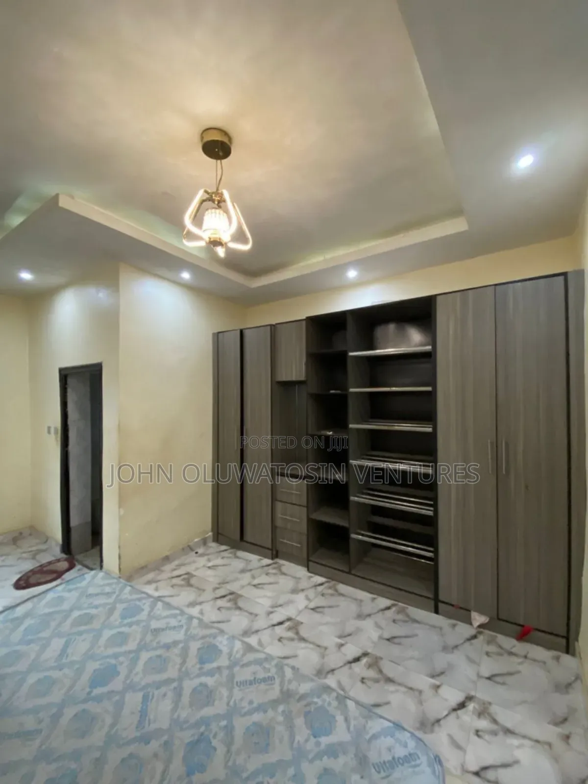 4bdrm Bungalow in Elewuro, Akobo for rent in Akobo