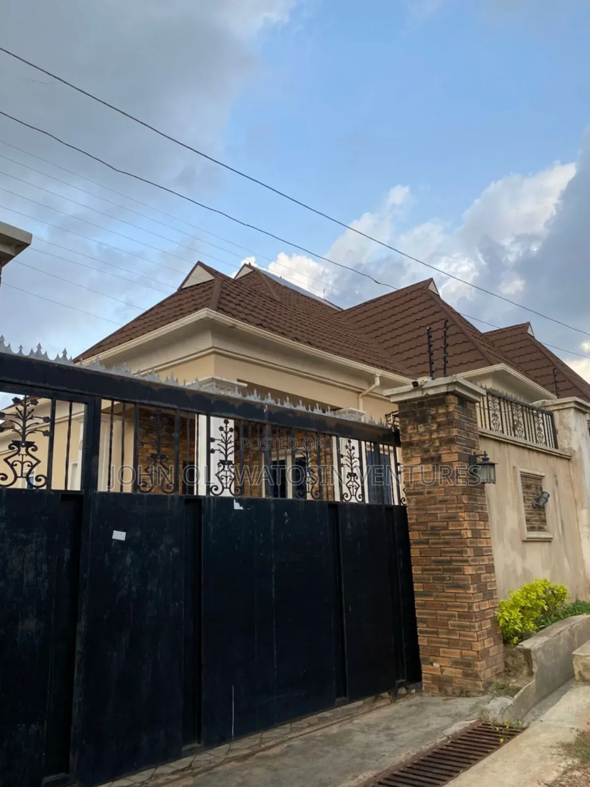 4bdrm Bungalow in Elewuro, Akobo for rent in Akobo
