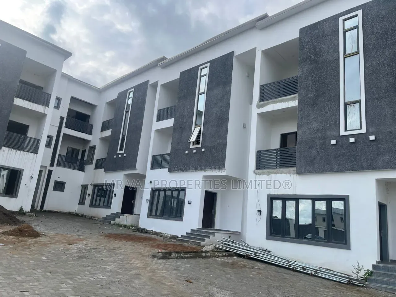 4bdrm Duplex in By Aso Radio, Katampe (Main) for rent in Katampe (Main)