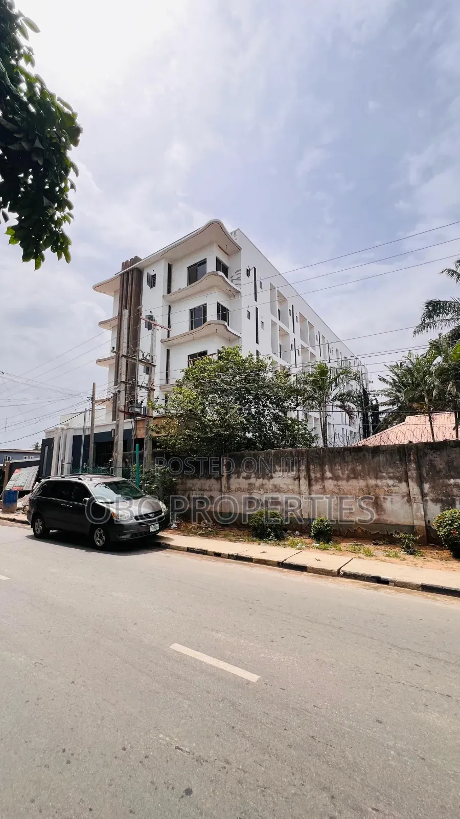 3bdrm Block of Flats in Ikeja GRA for sale in Ikeja GRA