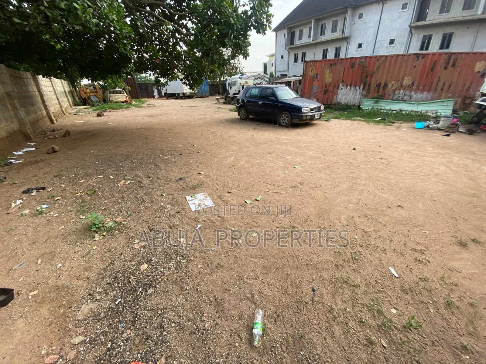 1300 Square Metres Residential Land in Jahi
