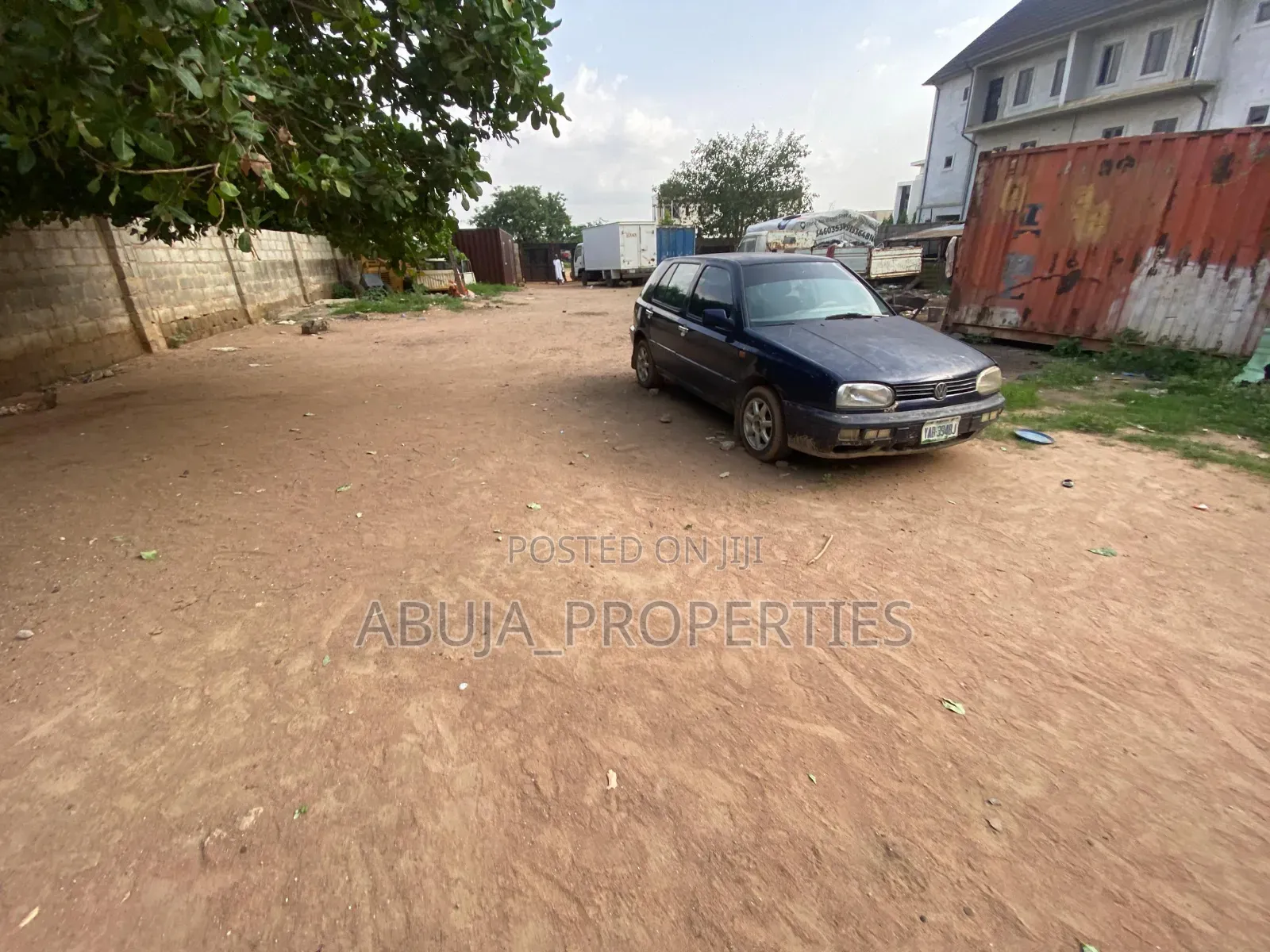 1300 Square Metres Residential Land in Jahi