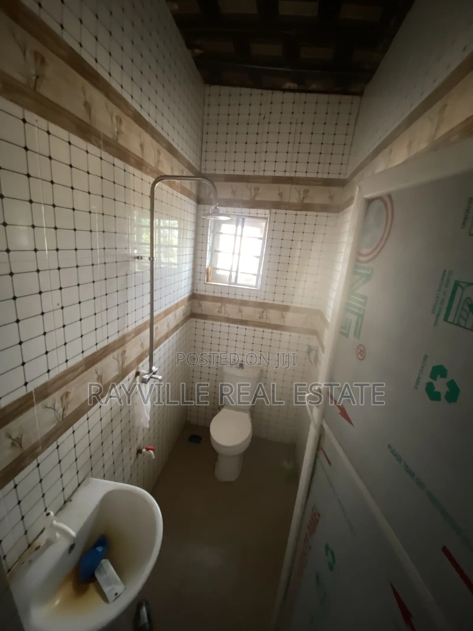1bdrm Apartment in Uhunmwonde for rent in Uhunmwonde