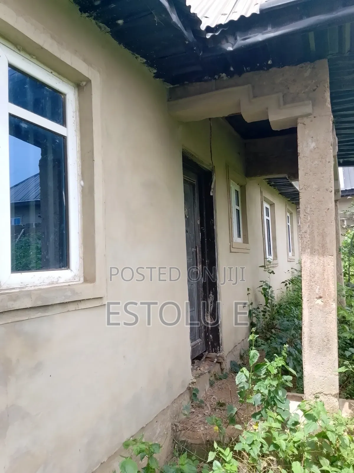 4bdrm Bungalow in G.R.A, Ilesa for sale in Ilesa