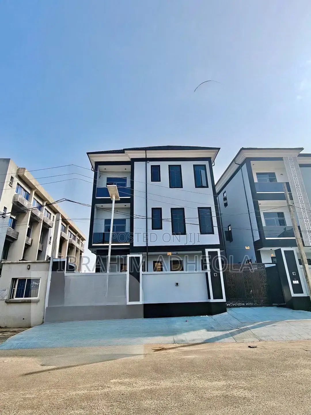 2bdrm Apartment in Opebi for sale in Opebi