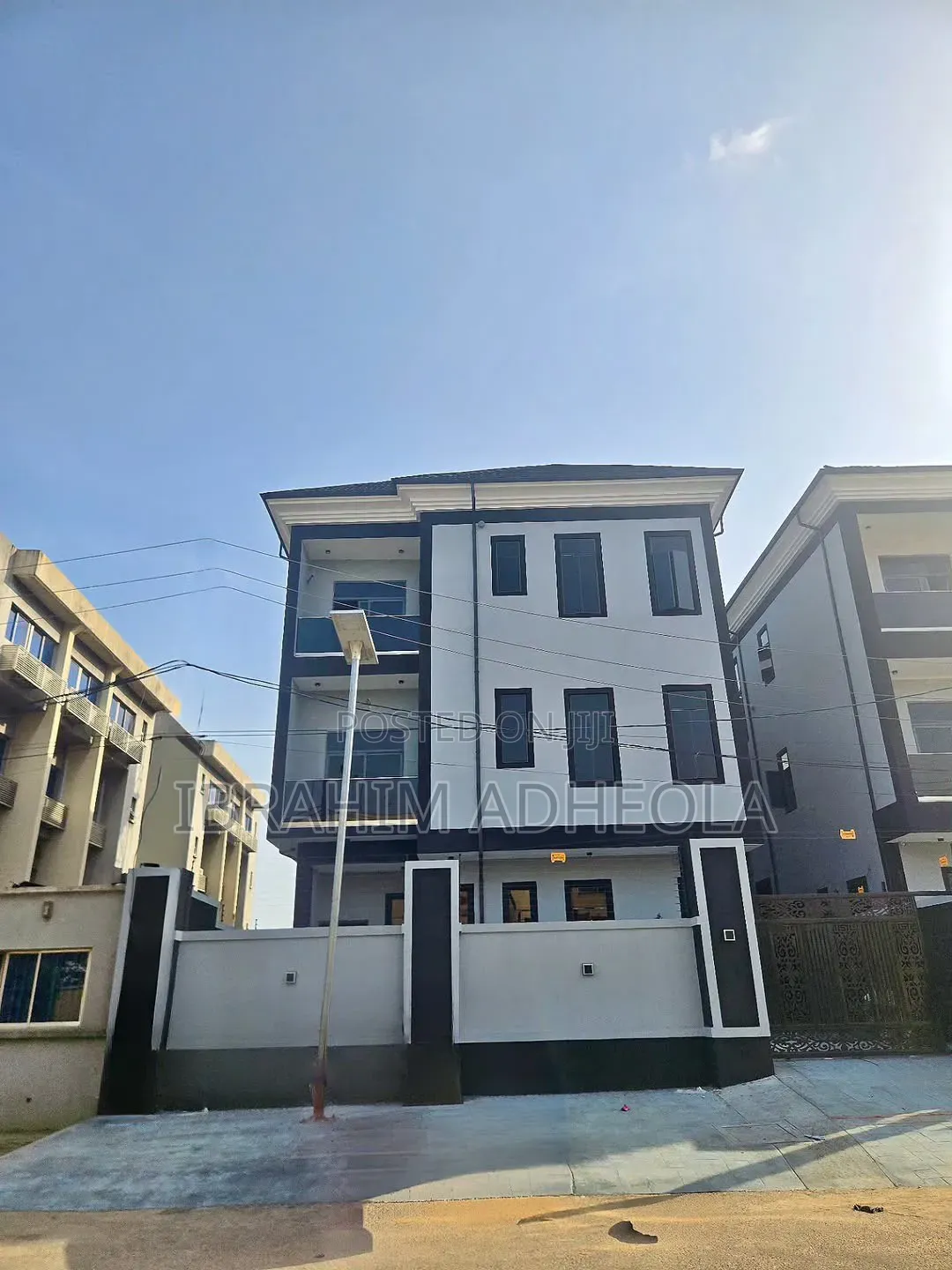 2bdrm Apartment in Opebi for sale in Opebi
