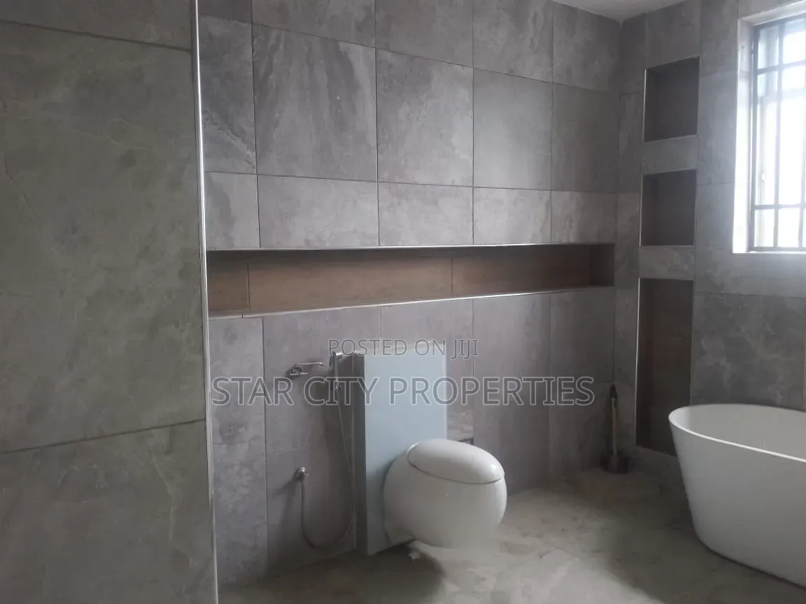 7bdrm Duplex in Ikeja Gra for rent in Ikeja GRA