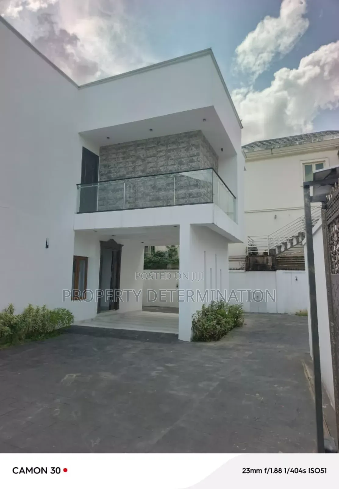 Furnished 6bdrm Duplex in Ikeja Gra for sale in Ikeja GRA
