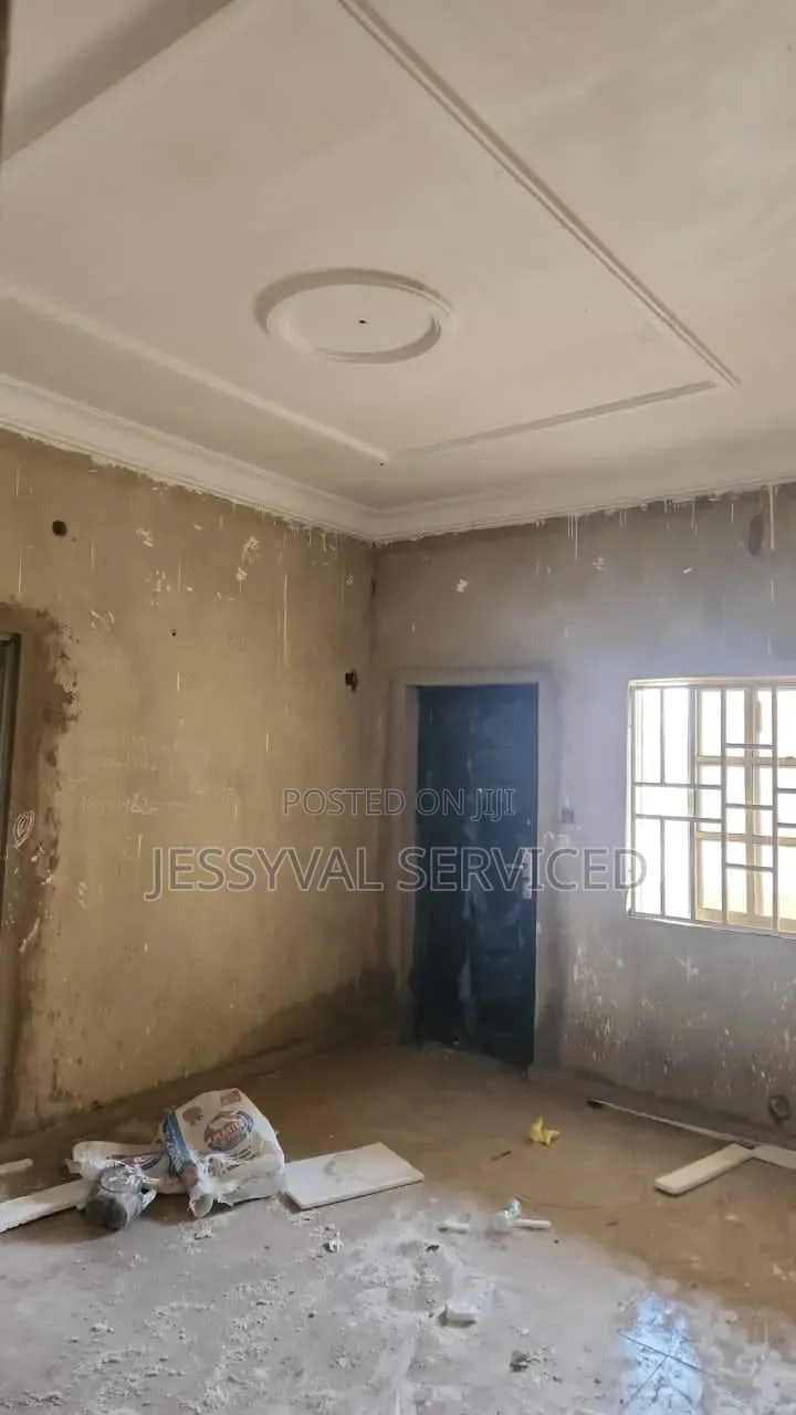3bdrm Duplex in Karshi for sale in Karshi