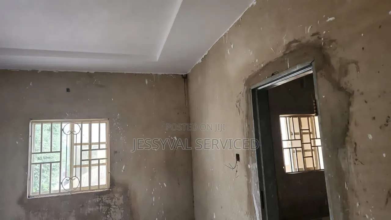 3bdrm Duplex in Karshi for sale in Karshi