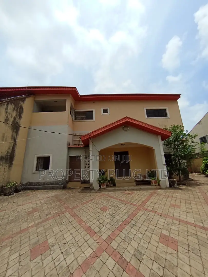 5bdrm Duplex in Gwarinpa for sale in Gwarinpa