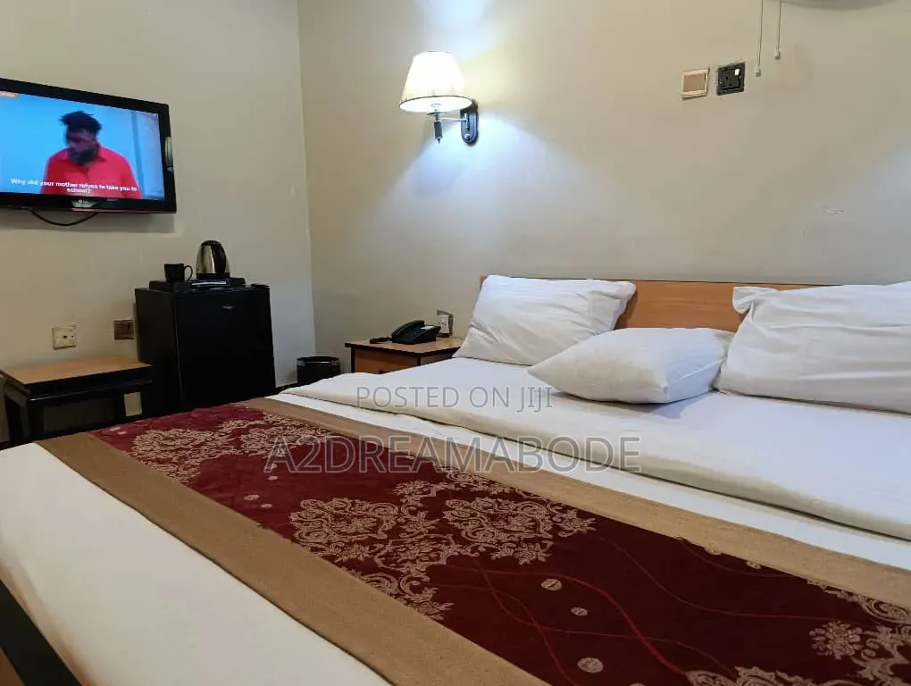 Executively Planned 25 Rooms Hotel in Adeniyi Jones