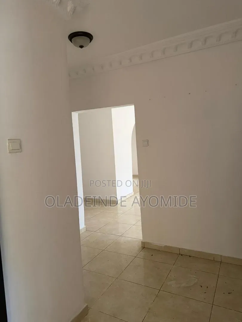 Mini Flat in Megamound Ikota for rent in Ikota