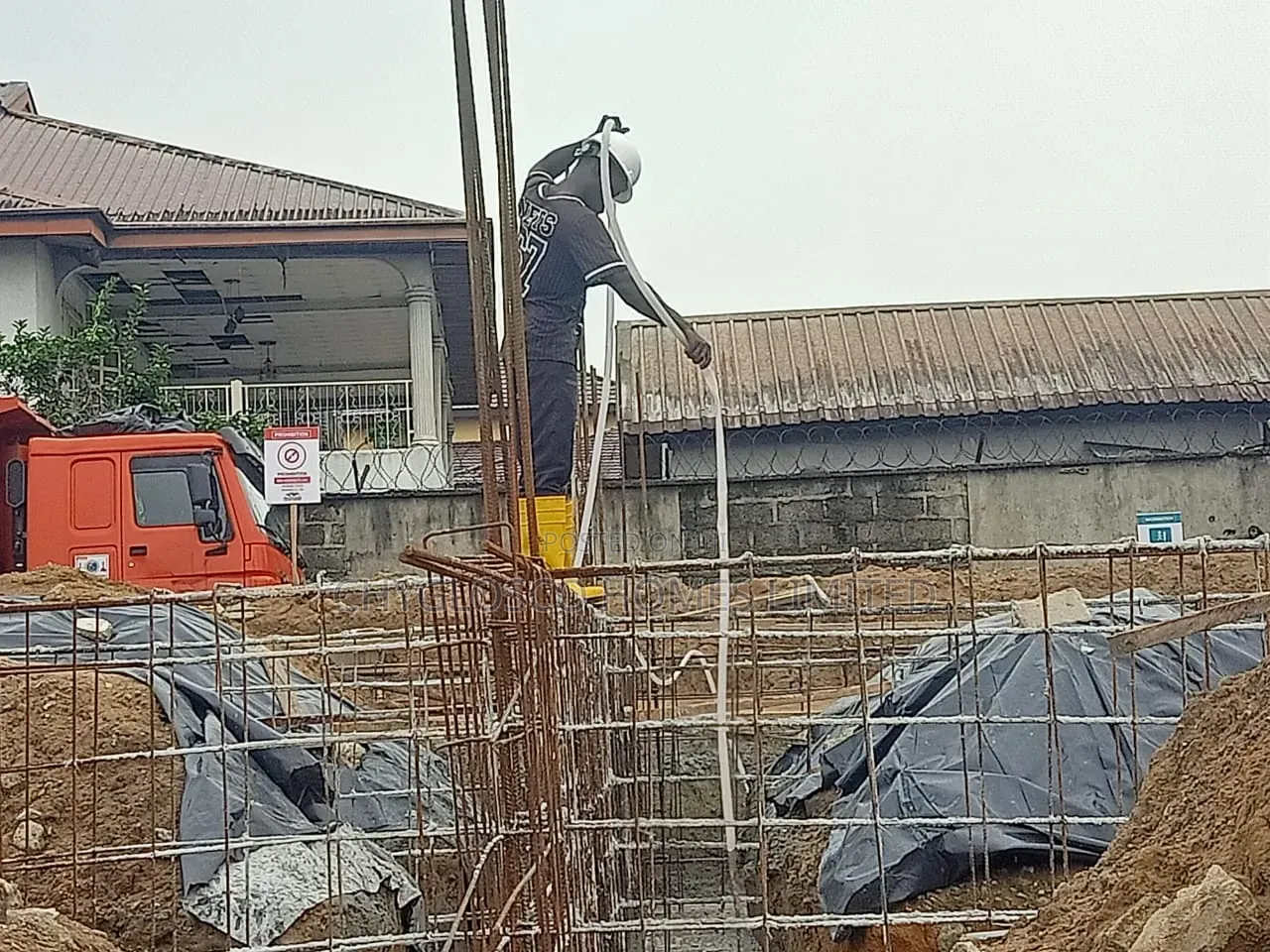 2bdrm Apartment In Gra Phase 2 / Port-harcourt For Sale in GRA Phase 2 / Port-Harcourt