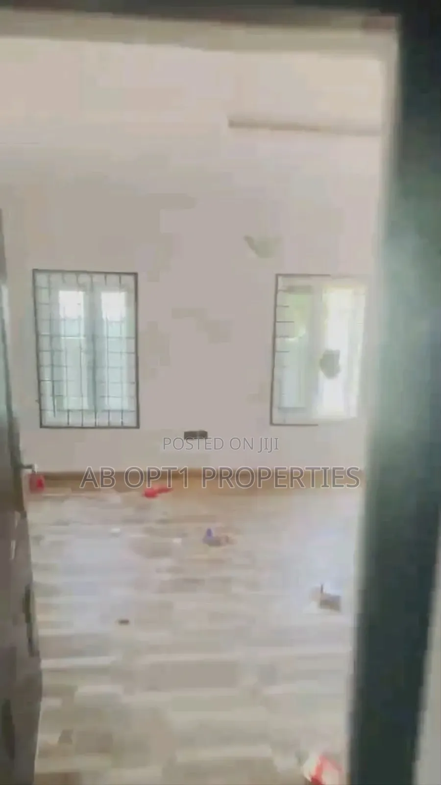 3bdrm Block of Flats in Irhirhi, Airport Rd, Benin City for rent in Benin City