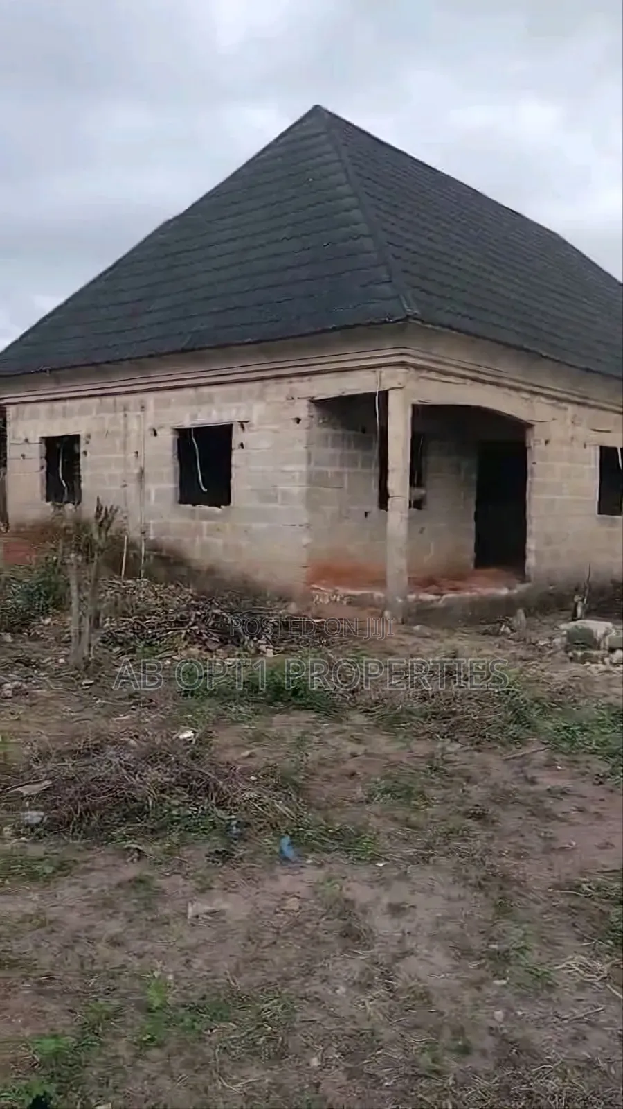 Uncompleted 5 Bedroom Duplex With a 2 Flat of 2bedroom Bq for Sale in Benin City