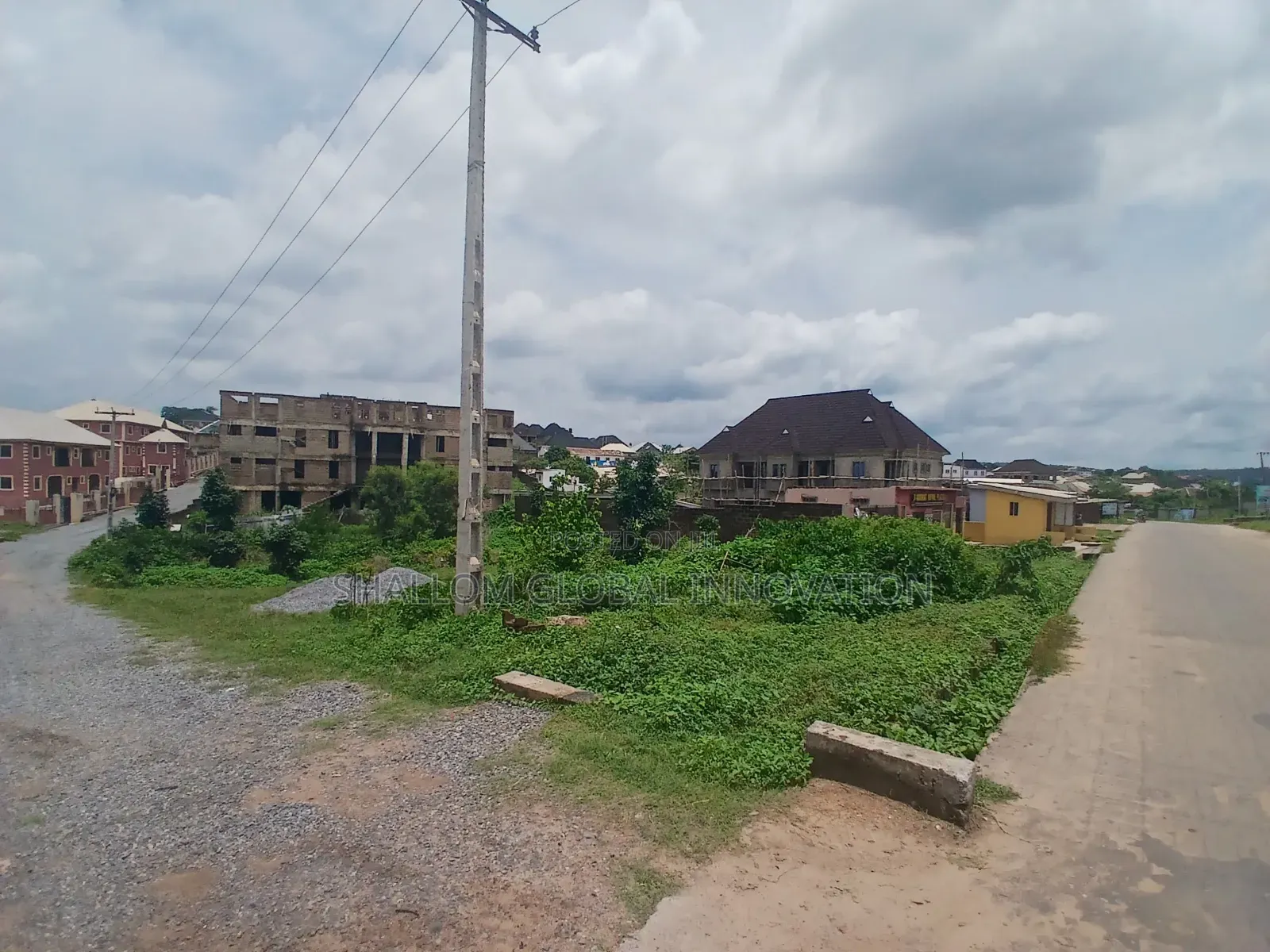 Land Plot of Sale in Akala Express