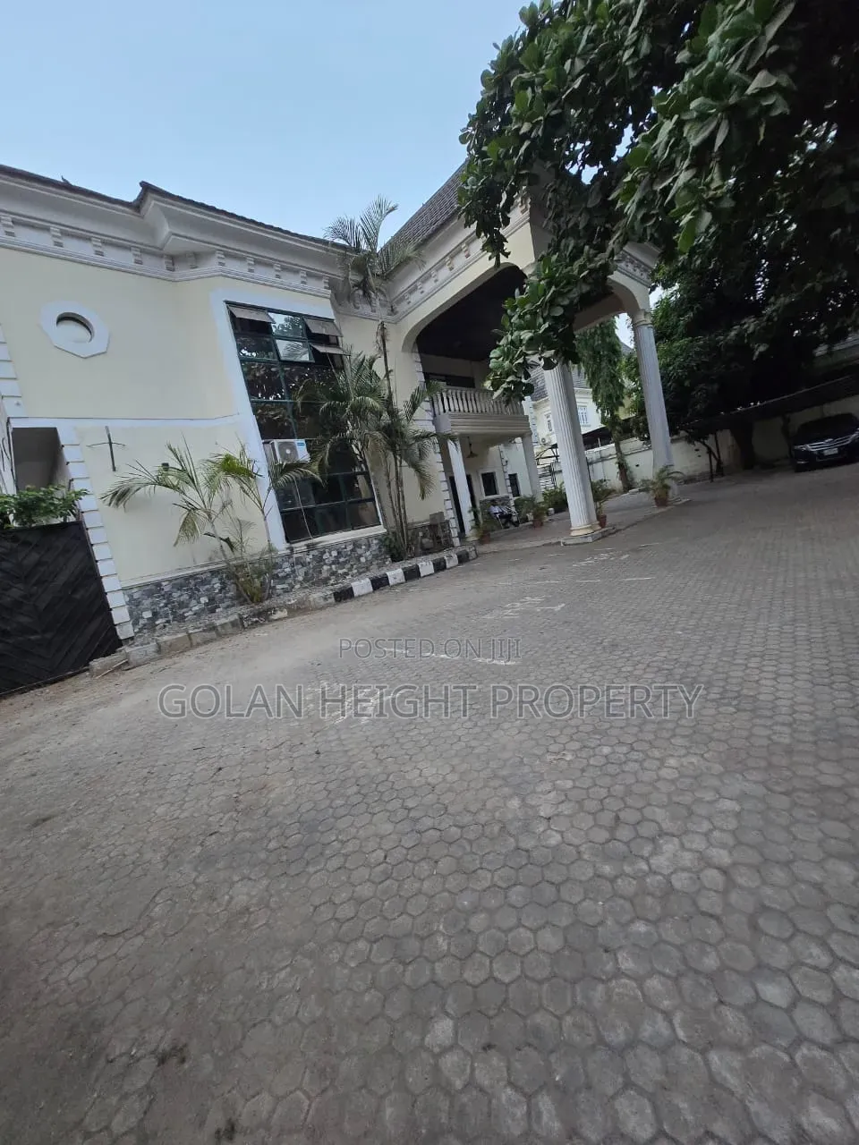 6bdrm Duplex in Gwarinpa, Bunkoro for sale in Bunkoro