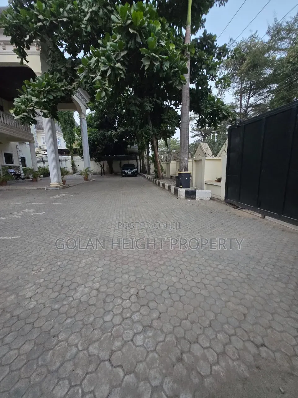 6bdrm Duplex in Gwarinpa, Bunkoro for sale in Bunkoro