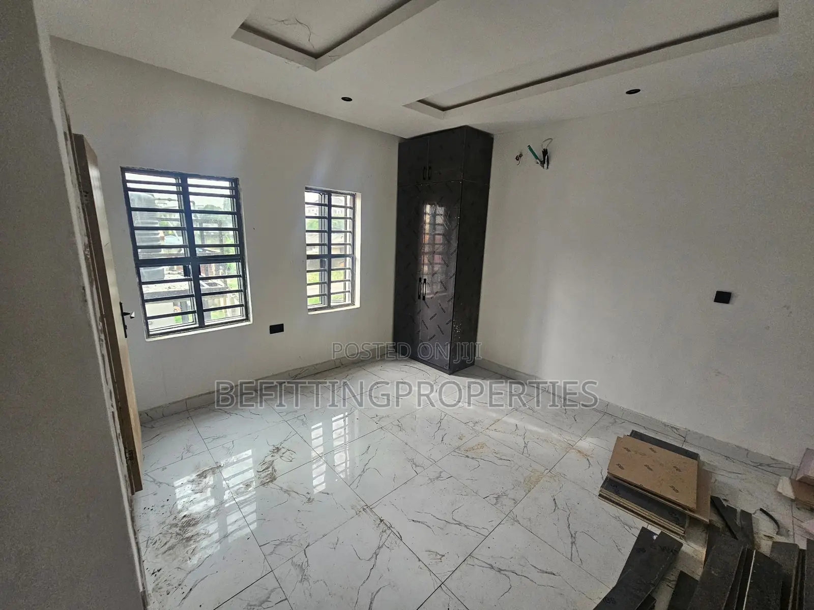 2bdrm Apartment in Yaba for sale in Yaba