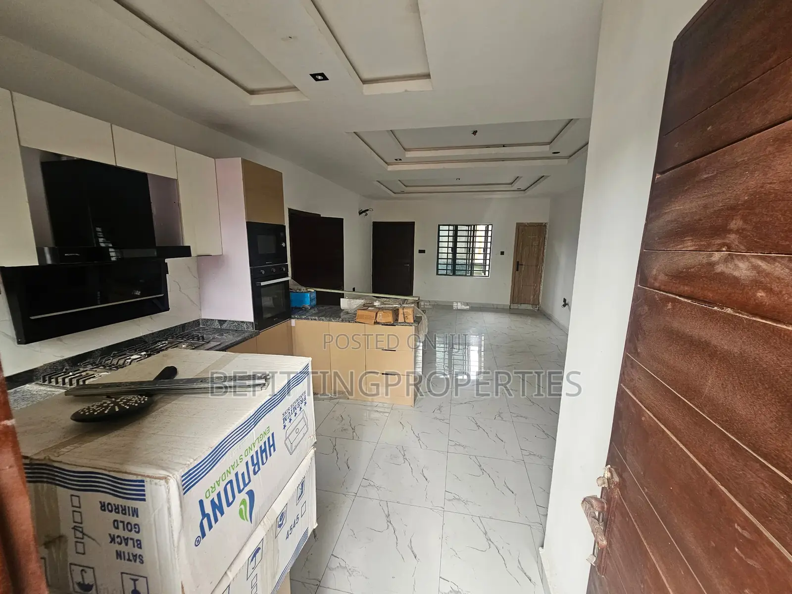 2bdrm Apartment in Yaba for sale in Yaba