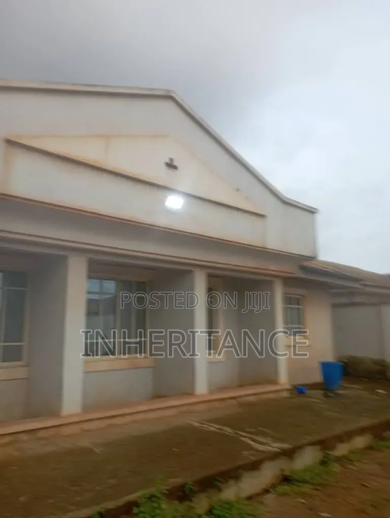 3bdrm Bungalow in King'S Land, Agric for rent in Agric