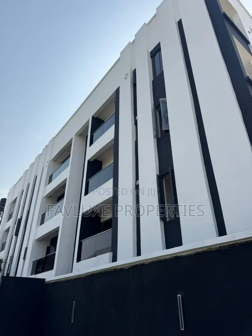 3bdrm Apartment in The Staford, Lagos Island / Lagos Island for sale in Lagos Island / Lagos Island