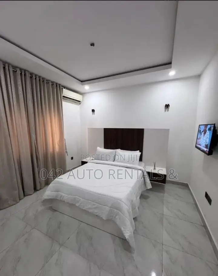 2 Bedroom Apartment in Airport Road With an Elevator in FHA