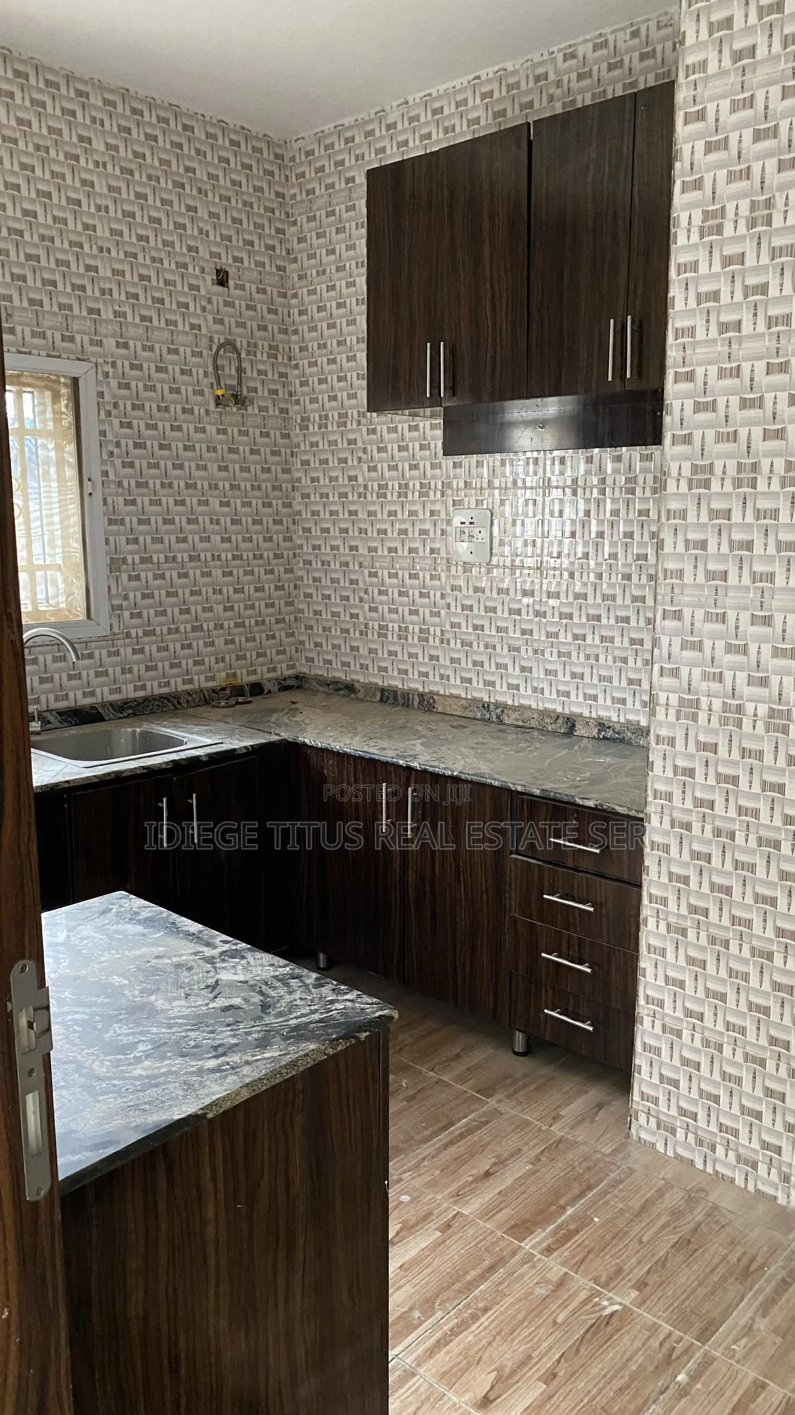2bdrm Block of Flats in By Aduvie School, Jahi for rent in Jahi