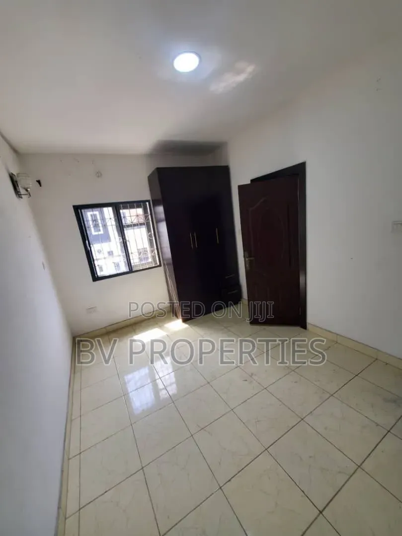 2bdrm Apartment in Dpkay District, Lekki Phase 2 for rent in Lekki Phase 2