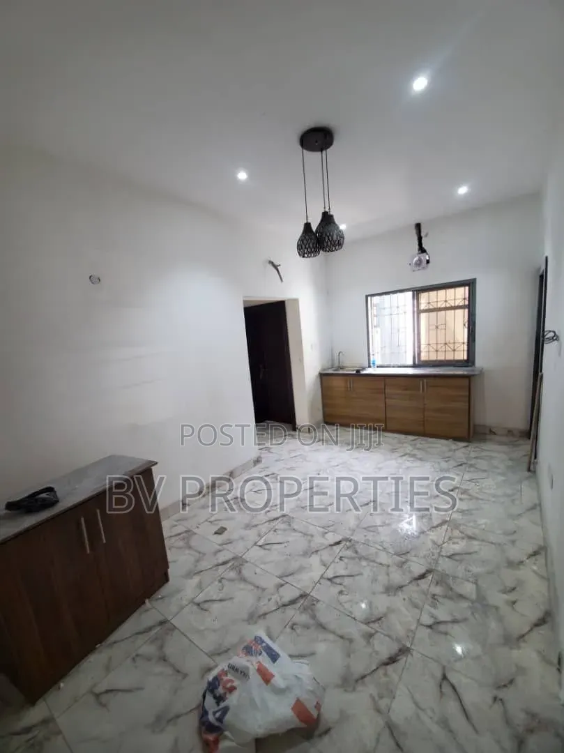 2bdrm Apartment in Dpkay District, Lekki Phase 2 for rent in Lekki Phase 2