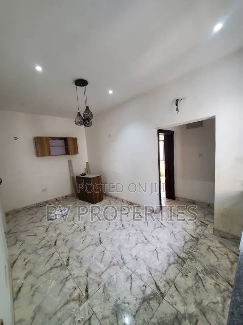 2bdrm Apartment in Dpkay District, Lekki Phase 2 for rent in Lekki Phase 2